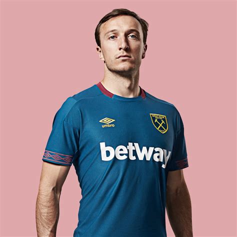 West Ham United 2018-19 Umbro Away Kit | 18/19 Kits | Football shirt blog