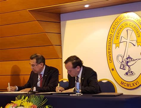 The university of chile is a public university in santiago, chile. La Pontificia Universidad Católica de Chile prestará apoyo ...