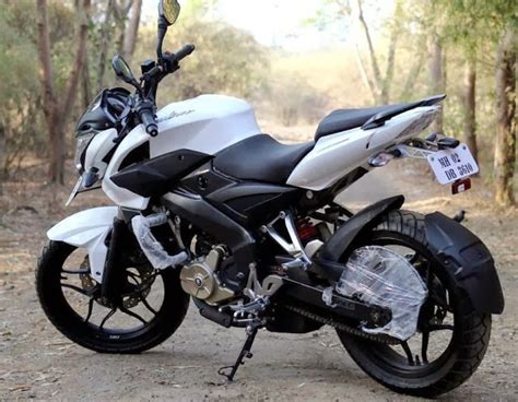 The bike was launched in 2012. Bajaj Pulsar 200 NS will be available in 2 new shades Red ...