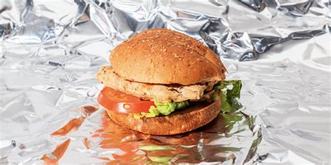 But there are plenty of other fast food chains that have dropped their own contenders in the chicken. Fast-food grilled-chicken sandwiches, the ultimate ranking ...