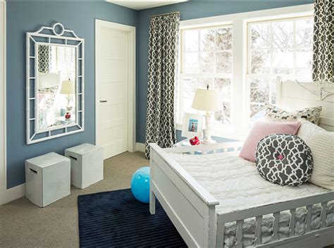 In fact, stephanie gamble interiors recently painted these laundry room cabinets with van courtland blue and it's absolutely a gorgeous color in. Evolution of Style: Benjamin Moore's 2015 Color of the ...