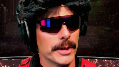 What Dr Disrespect Really Looks Like Without Hair Youtube