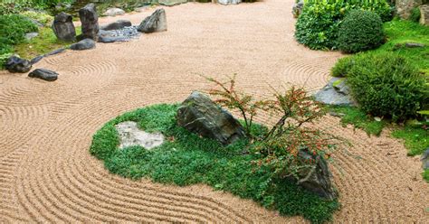 How To Create A Japanese Zen Garden According To Experts