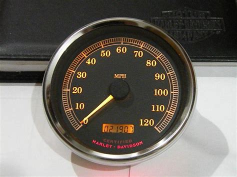 Find Harley Speedometer Speedo Road King Softail Dyna Wideglide 95 03