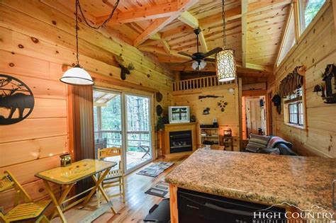 A 400 Sq Ft Cabin Available For Sale In Lansing North Carolina On