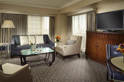 Located in the lovely area of downtown los angeles, downtown cosmopolitan residences enjoys a commanding position in the nightlife, museum & arts, sightseeing hub of los angeles (ca). Omni Los Angeles Hotel at California Plaza | Hotel Meeting ...