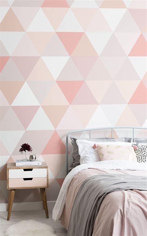Wallpaper ideas to complement every room, from bedroom wallpapers to living room wallpapers wallpaper inspiration for living rooms, bedrooms, hallway and bathrooms from the house & garden archive. 6 Geometric Wallpaper Ideas For A Bedroom Interior ...