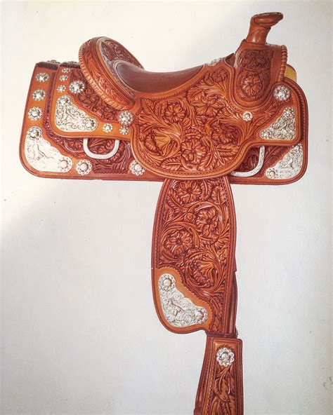 Pin by Chasweldon on Western saddle | Custom saddle, Western saddle, Henna hand tattoo