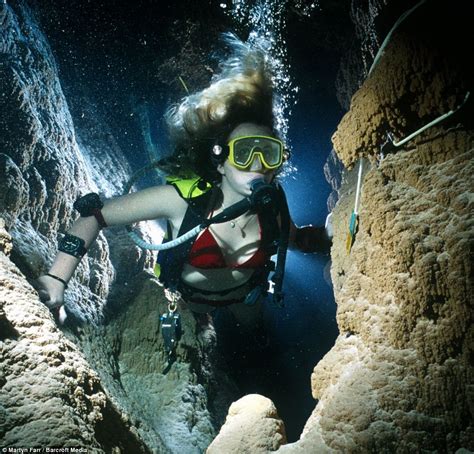 Deep Dark And Dangerous Incredible Pictures From Martin Farr Britain S Best Cave Diver