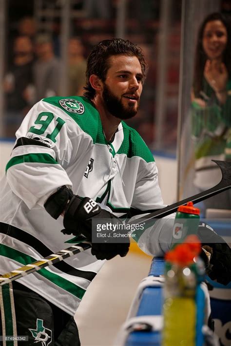 Tyler Seguin Game 111417 Hot Hockey Players Nhl Players Hockey Fans