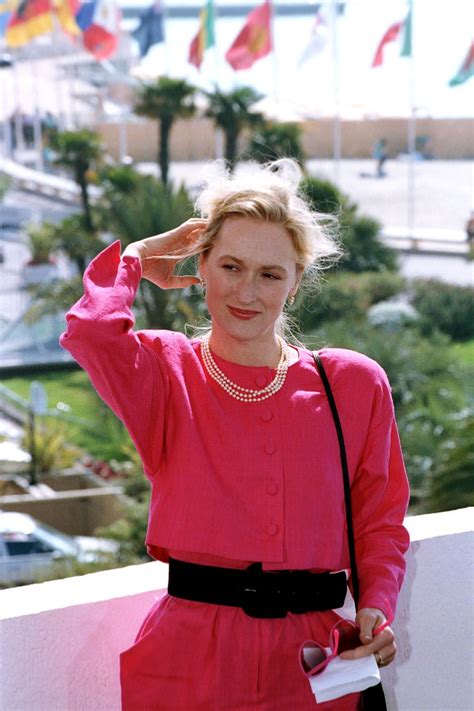 15 Meryl Streep Style Moments We Love Meryl Streep Young Meryl