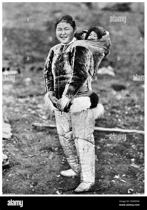 Inuit Eskimo Clothing Fotos Und Bildmaterial In Hoher Auflösung Alamy