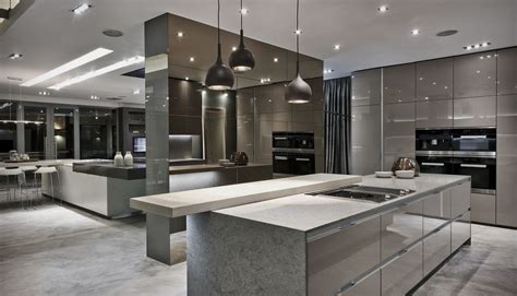 Luxury kitchen showroom | Luxury kitchen design, Luxury kitchen