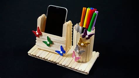 It may even take some start loading up on popsicles now if you're looking to diy this light art. Popsicle Stick Crafts | Popsicle Stick Pen Holder ...