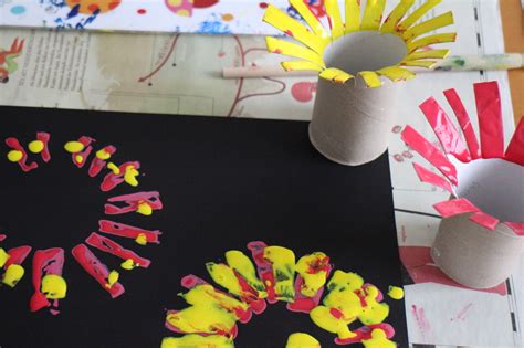 Mit dieser anleitung können sie das nächste wissenswertes zum fotografieren von feuerwerken. eeeeeeeeeee: 28+ Feuerwerk Bild Malen Kinder