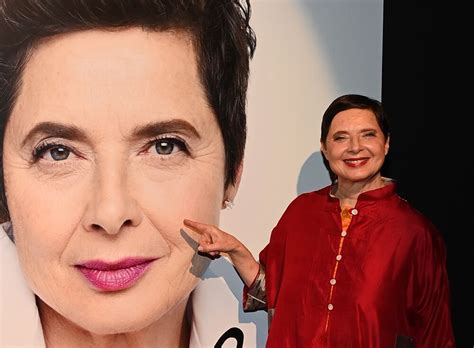 Isabella Rossellini Says Shes Addicted To This Serum