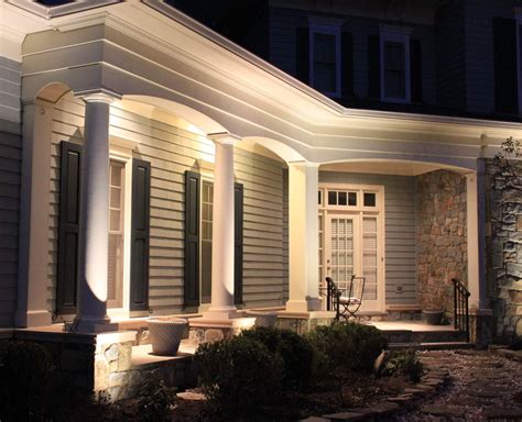 To avoid having your outdoor lighting fail you, you should follow these maintenance suggestions. Pin by Dawn Aiello on PORCH LIGHT | Farmhouse outdoor ...