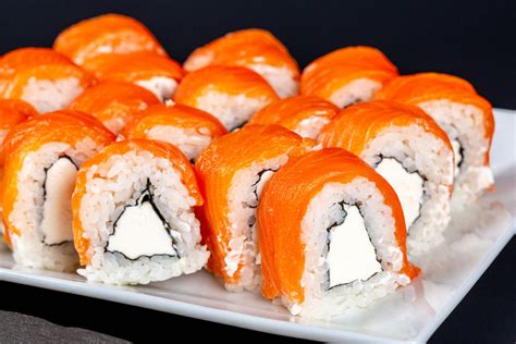 Philadelphia Roll Sushi With Salmon And Cream Cheese Flickr