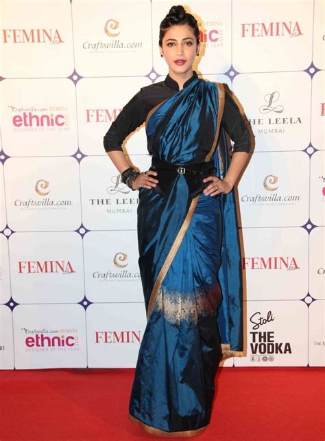 Beautiful Indian Model Shruti Hassan In Traditional Blue Saree