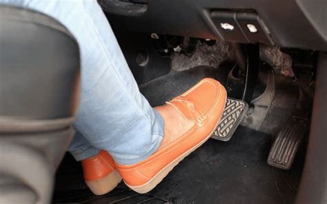 Why does my Chevy Traverse shake when braking?