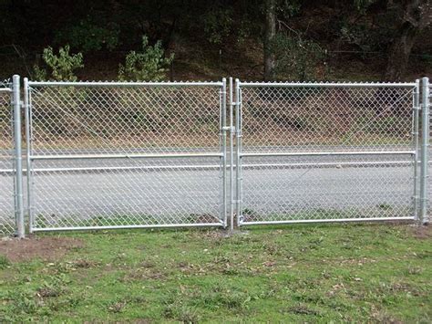 Types of fences include vinyl, wood, ornamental & chain link. Chain Link Fence Gate for Residential, Industry and ...