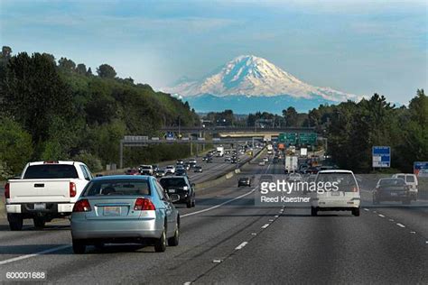Interstate 5 Seattle Photos And Premium High Res Pictures Getty Images