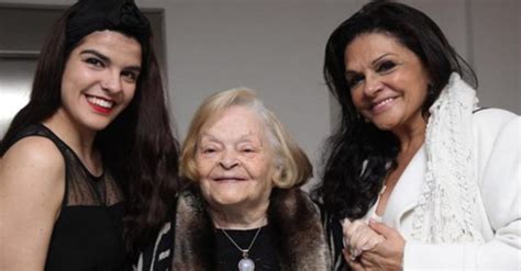 Cançonetista maria josé valério morre aos 87 anos. Morreu a atriz Maria José, uma carreira de mais de 80 anos dos palcos de teatro à TV - Jornal do ...