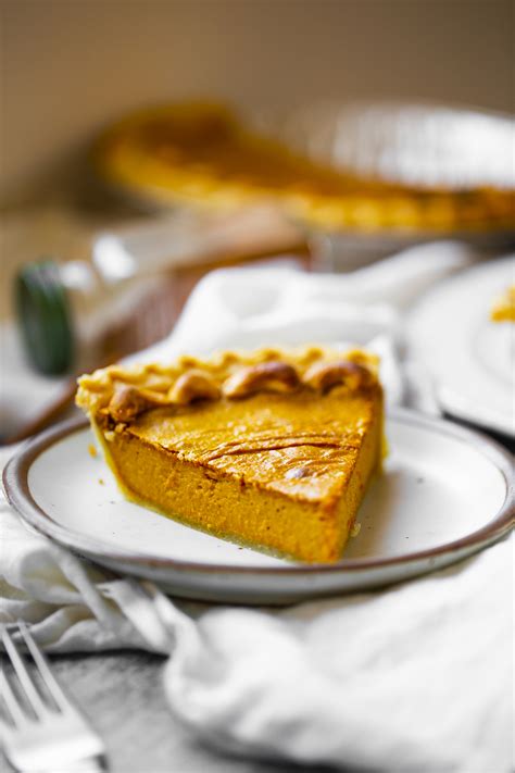 Caloric ratio pyramid for pumpkin, cooked, boiled, drained, without salt. Two-Ingredient Pumpkin Pie - HealthyHappyLife.com