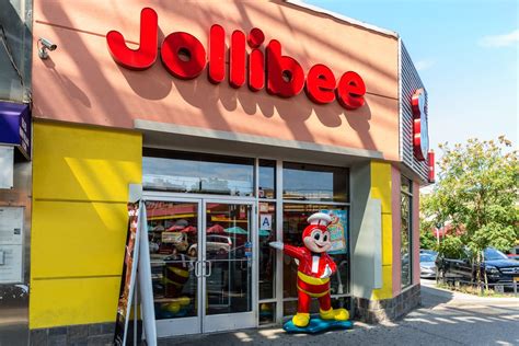 Jollibee Menu Price Taste Test Review Business Insider