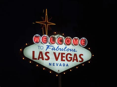 Filelas Vegas Sign At Night