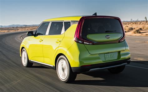 here s what you can expect from america s all new 2021 kia soul ev autoevolution