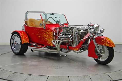 Richard riddell spent more than 3,400 hours restoring this classic 1925 ford t bucket roadster. biker excalibur II: T-Bucket Trike