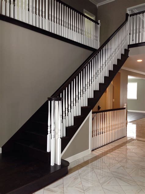Open Foyer And Open Stairway To Basement Open Basement Stairs Foyer