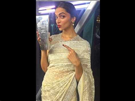 Deepika padukone shared an adorable video of the two displaying their affection for one another. 10 Spectacular Pics Of Deepika Padukone From Instagram In ...