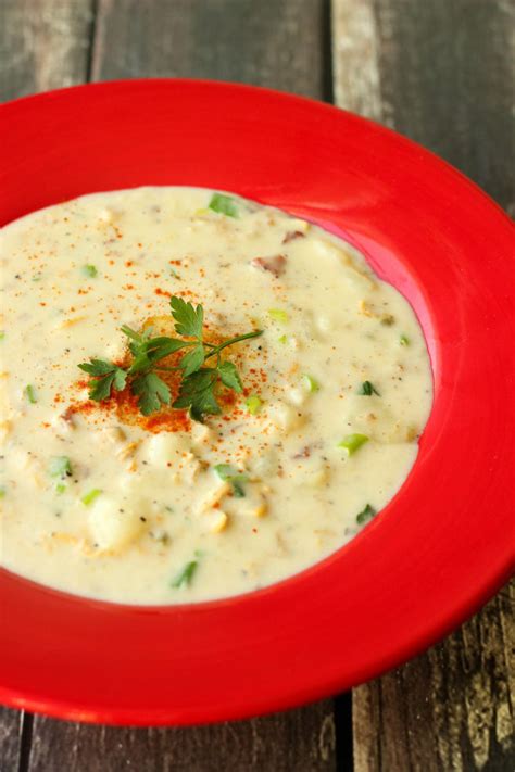 Easy Clam Chowder From Scratch In Minutes Mirlandra S Kitchen