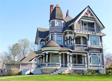 Queen Anne Style Home Revival Architecture Architecture Old Stucco