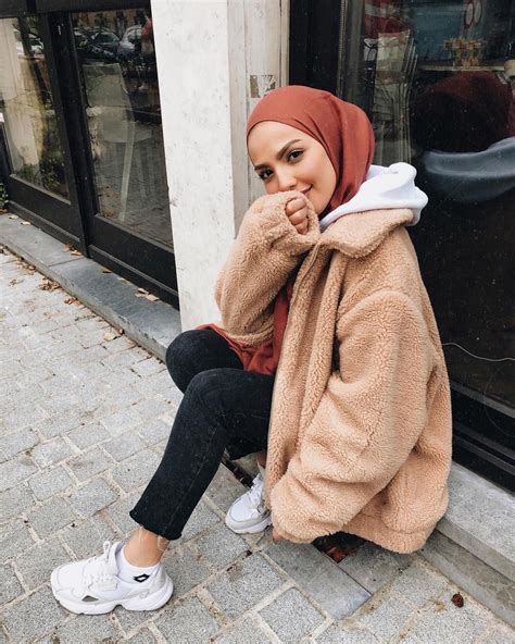 Samia🌜 On Instagram “🌜🌜🌜 Tb” Hijabi Outfits Casual Hijab Fashion