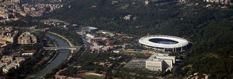 Stadio olimpico er oprindeligt opført i 30'erne. Rome Football Clubs | Football Stadiums in Rome | Football ...