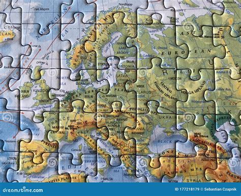 Weltkarte Als Puzzle Europa Redaktionelles Stockbild Bild Von Auszug
