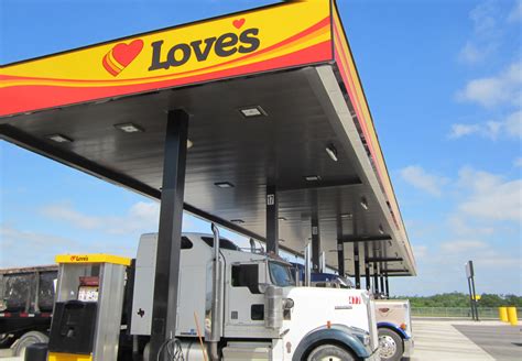 Loves Travel Stops To Purchase Trillium Cng Fleet News Daily