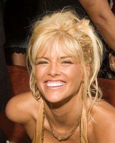 Anna Nicole Smith Dead At