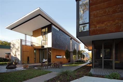 Compact Modern Duo The Raleigh Architecture Co Archdaily