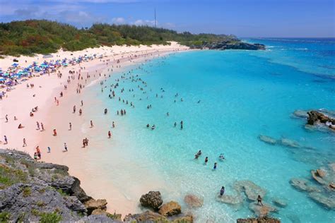 3 Top Beaches To Visit On A Bermuda Cruise Ncl Travel Blog