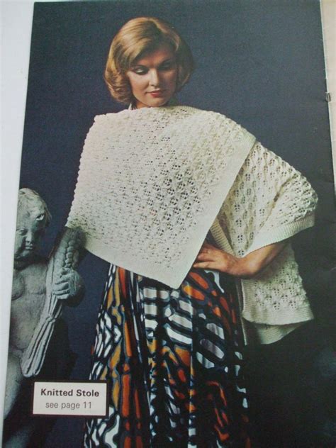 shawls ponchos and stole knit crochet patterns patons beehive colour series no 7 secondsilver