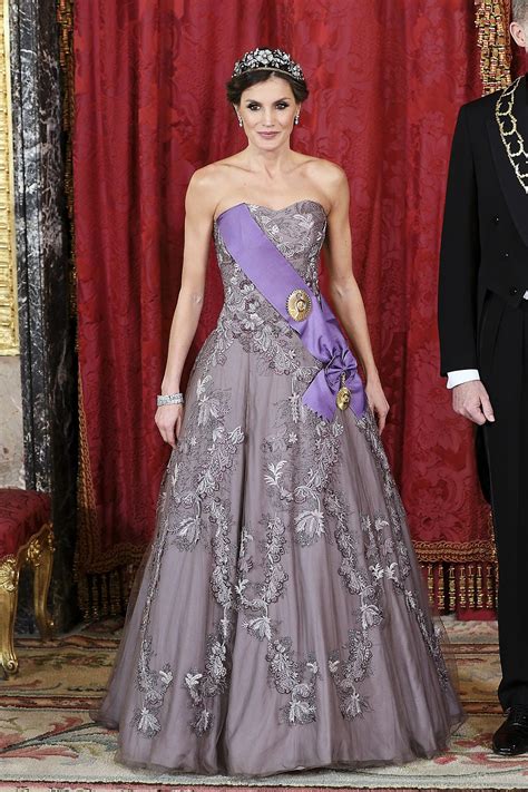 El Look De Gala Más Espectacular De La Reina Letizia De España People En Español