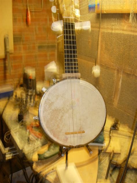 How To Make A Ukulele Banjolele Banjo Ukulele Guitar Stand 5