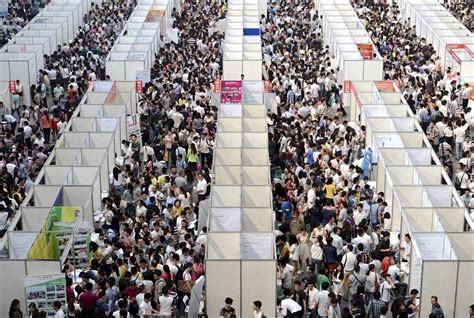Astonishing Photos Reveal Chinas Densely Populated Cities Daily Mail
