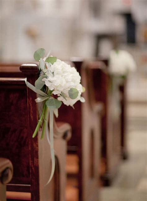 Simple Elegant Church Pew End Wedding Aisle Decoration Ideas