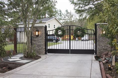 , gate entrance solar lighting, gate entrance eligibility. The Gate....Pinch Me, It's Done! - simply organized
