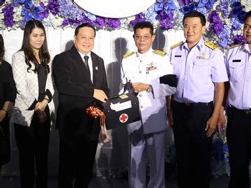 ทรงผมสั้น ทรงผมรับปริญญา สีผม 2021 ทรงผม ทรงผมประบ่า อาหารคลีน โรคซึมเศร้า วิตามินซี อาหาร 5 หมู่ ยาคุมฉุกเฉิน ภาพข่าว - ภาพข่าวสังคม : 22 ธันวาคม 2559